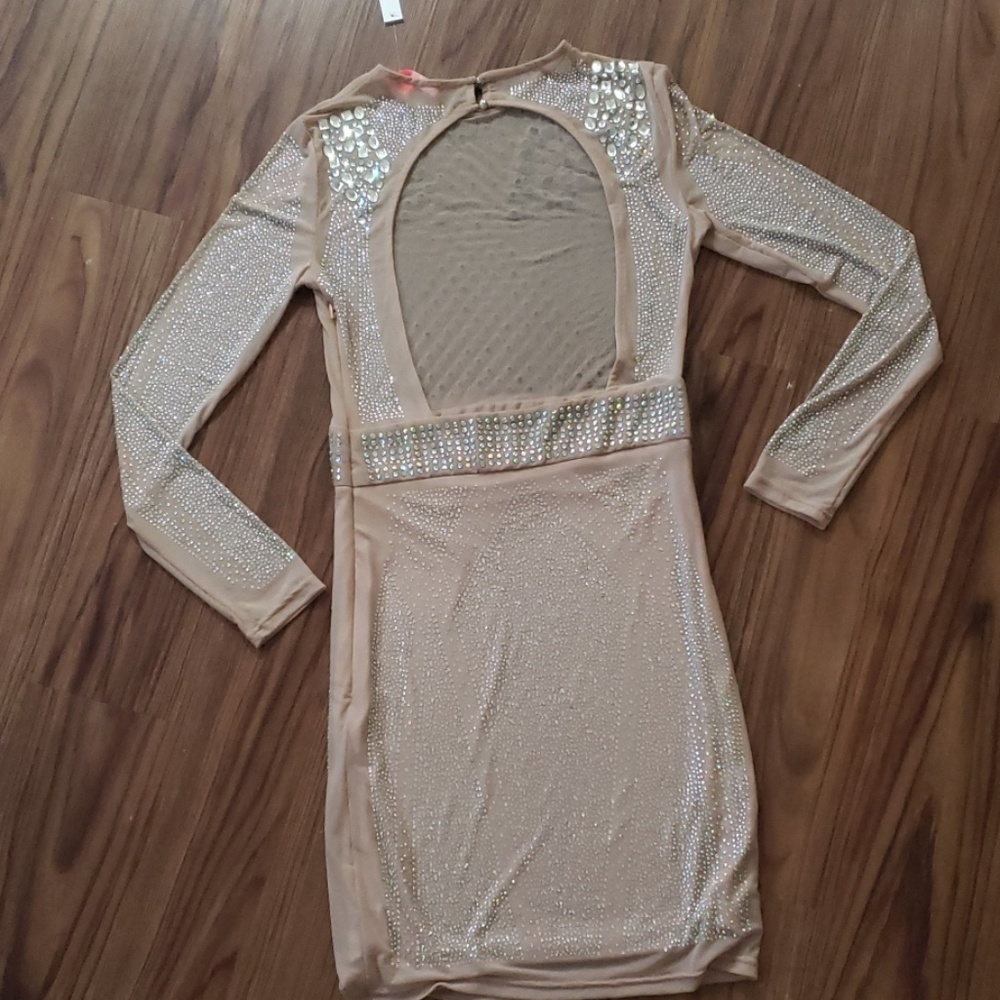 Dress - Picture 2 of 2